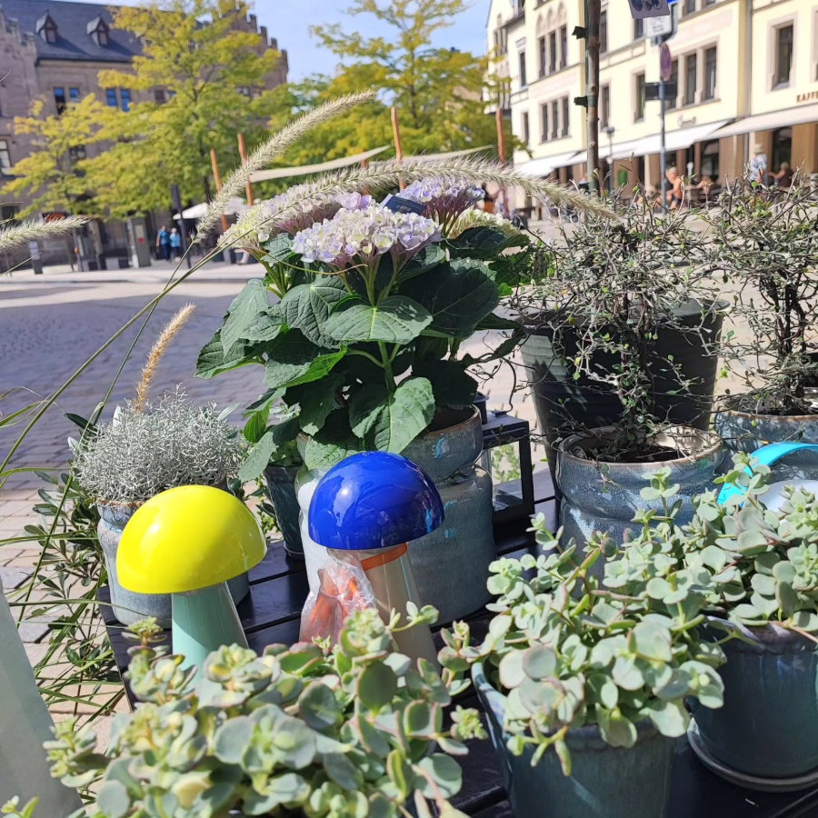 Gartendeko von Blooms and Rooms